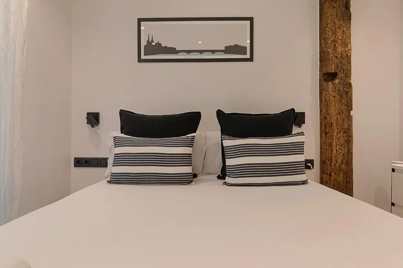 Moderno Y Lujoso En El Historico Casco Viejo Apartment Bilbao